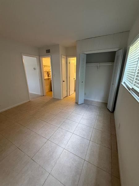 Building Photo - 481 Sunshine Dr