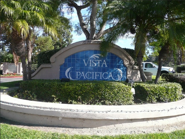 Building Photo - Cozy 1 Bed 1 Bath San Clemente Apartment