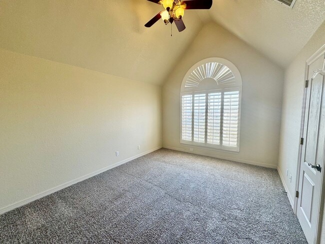 Building Photo - *COMING SOON* Luxurious 2-Story Home in Gated Stone Oak Community – Pool & Lawn Care Included