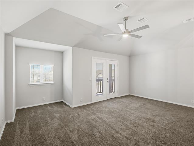 Building Photo - 201 Sweetwater Dr