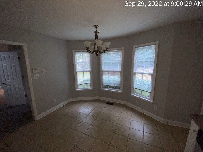 Building Photo - 5617 Middlefield Pl