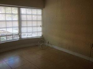 Building Photo - 5604 Hayes St