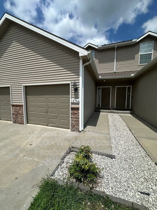 Building Photo - 12744 New Jersey Ct