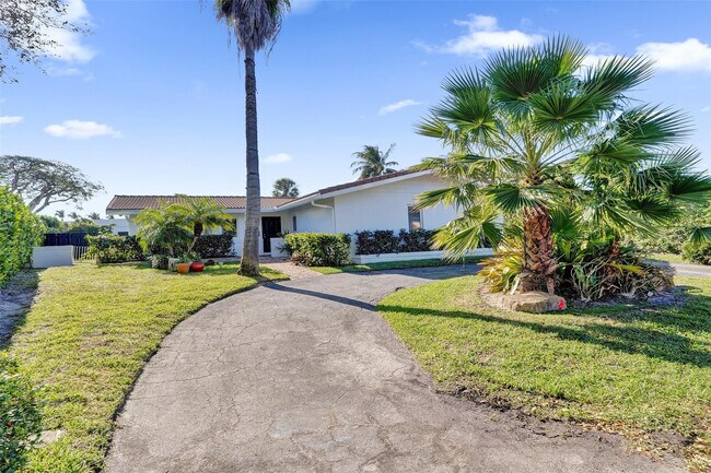 Building Photo - 26 Cayuga Rd