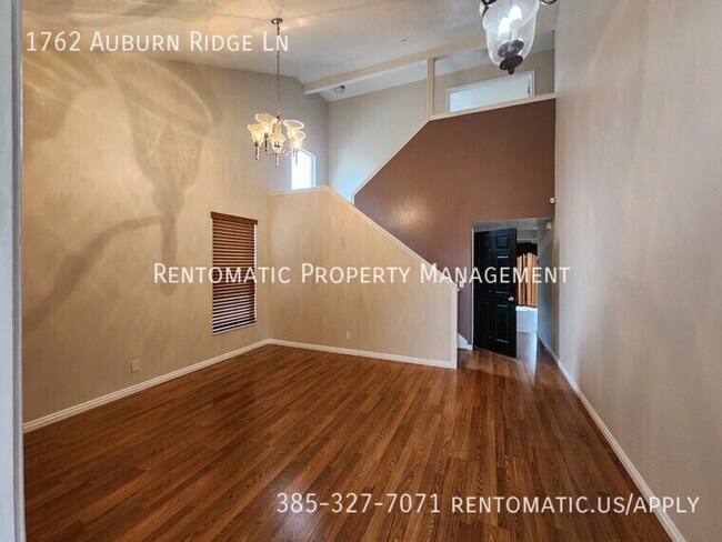 Building Photo - 1762 Auburn Ridge Ln
