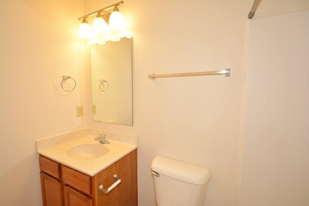 Building Photo - 12162 Maize Dr