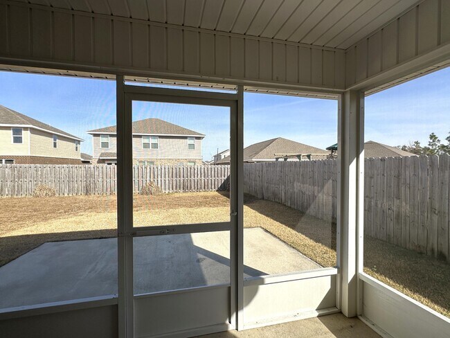 Building Photo - 1046 Limpkin St