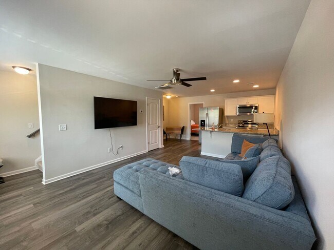 Building Photo - Brand New Townhome in Clemson, SC