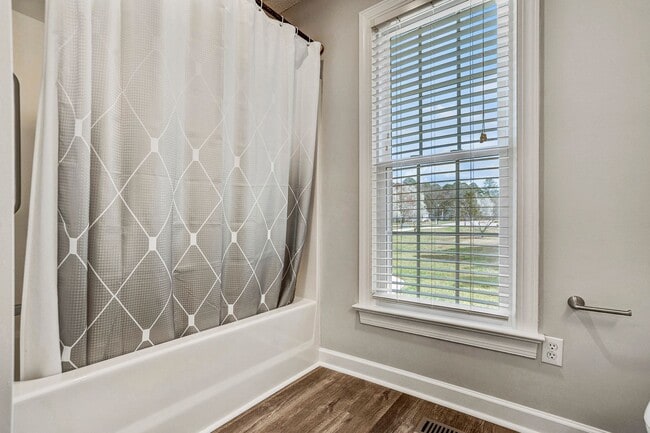 Building Photo - 3428 Buccaneer Ct