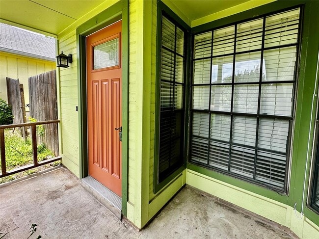 Building Photo - 11612 Fruitwood Pl