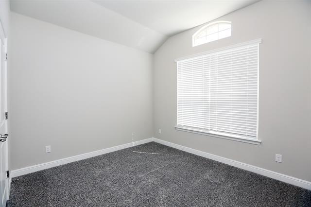 Building Photo - 708 Castlebar Ct