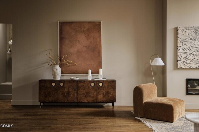 Building Photo - 12406 La Maida St