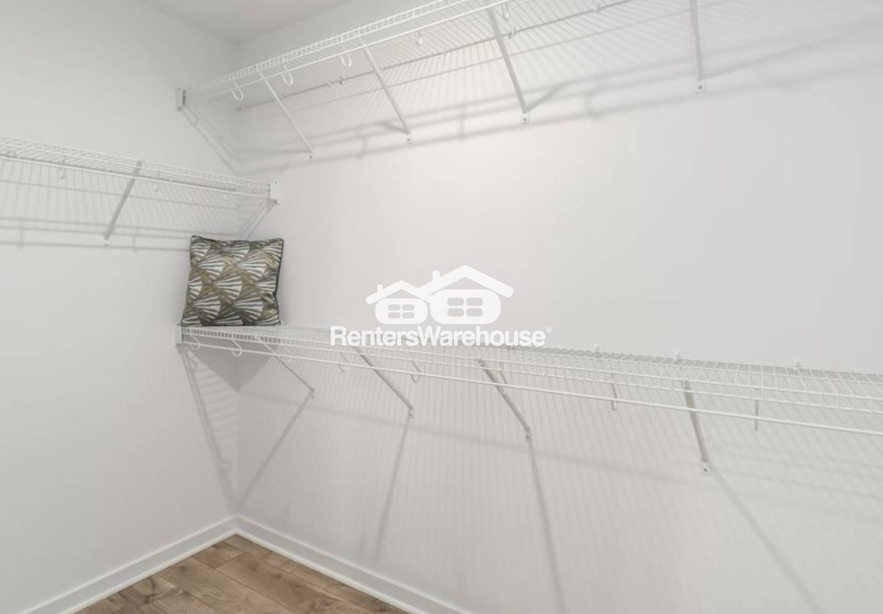 Building Photo - 3535 Carnaby St