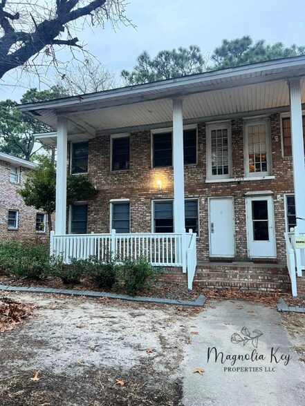 Building Photo - 7203 Porcher Dr