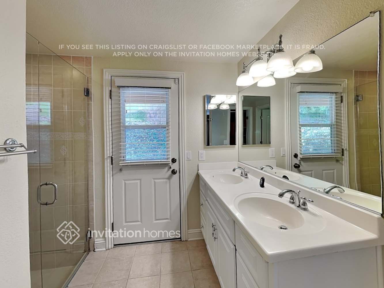 Building Photo - 1260 Nicola Dr