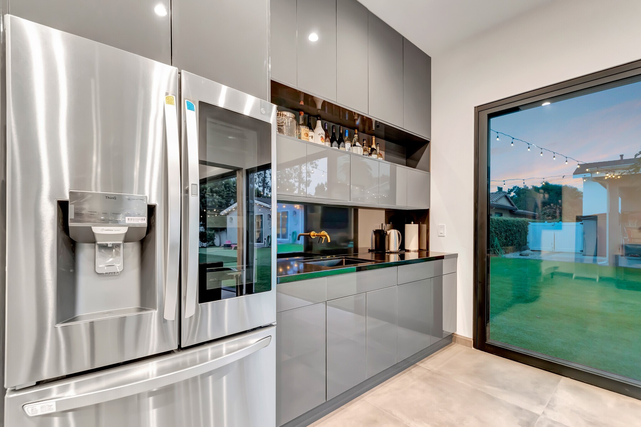 Building Photo - 5817 Ranchito Ave