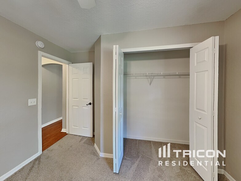 Building Photo - 2626 Sundance Ct