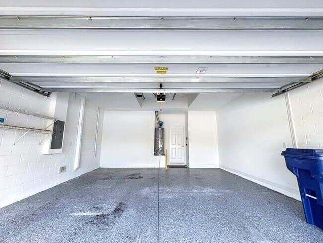 Building Photo - 518 Narrow Vw Ln
