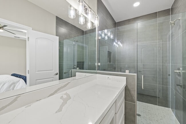 Building Photo - 12715 N 37th St