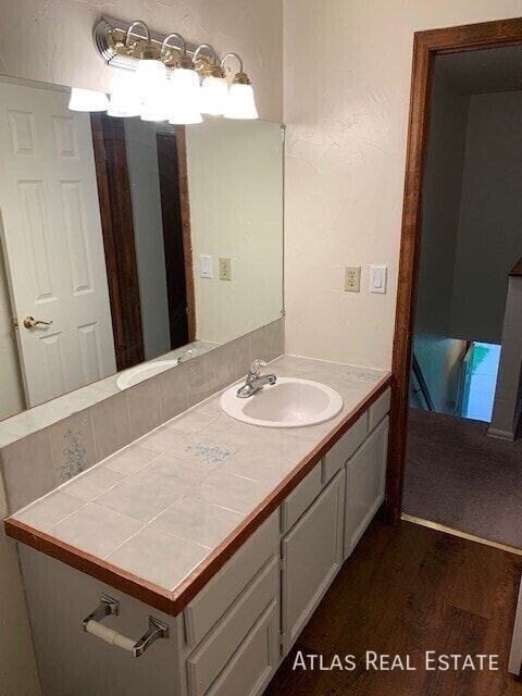 Building Photo - 2361 Split Rock Dr