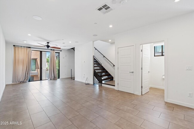 Building Photo - 3233 N 70th St