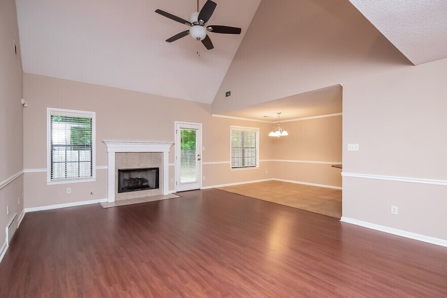 Building Photo - 8018 Jills Creek Dr