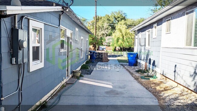 Building Photo - 1019 22nd St