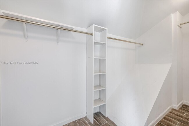 Building Photo - 5800 Rambler Rose Way
