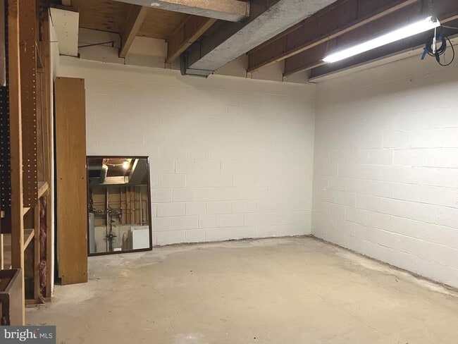 Building Photo - 8729 Sheridan Farms Ct