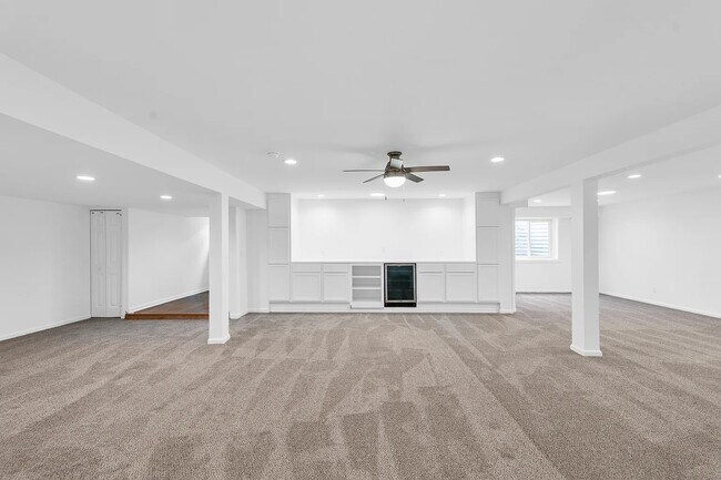 Building Photo - 104 Essex Ln