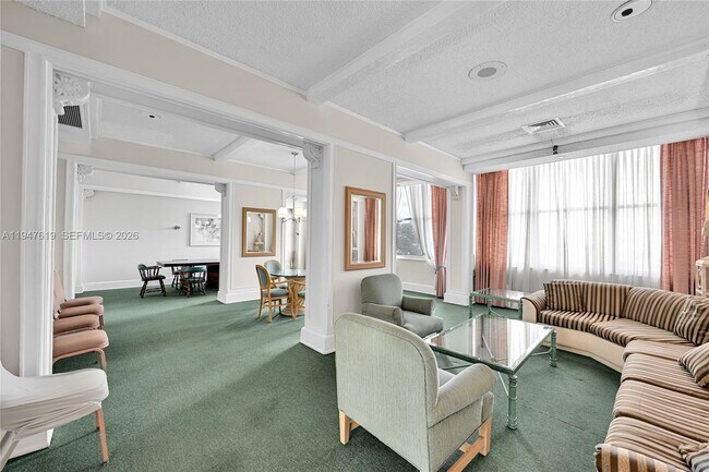 Building Photo - 18041 Biscayne Blvd