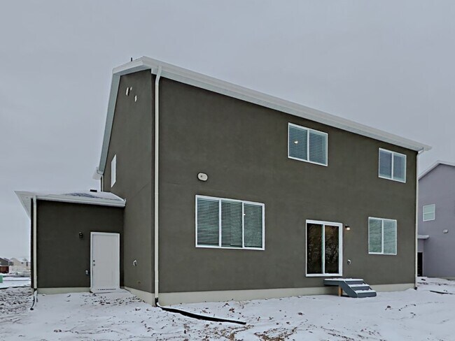 Building Photo - 1389 E Perelle Lane