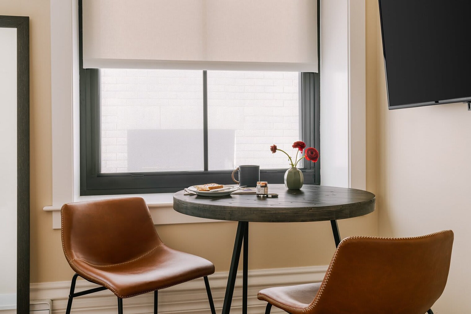 Building Photo - 17 S Wabash Ave