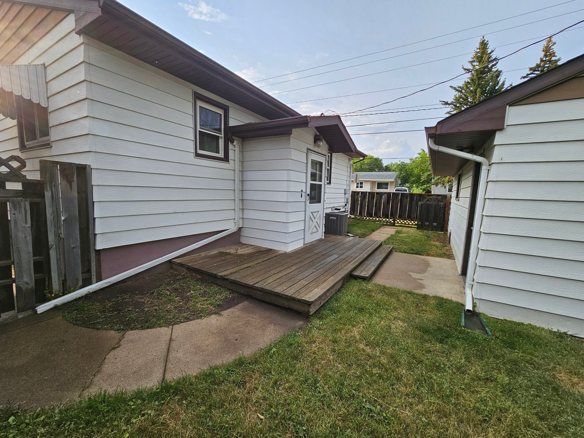 Back Door - 868 Park Ave