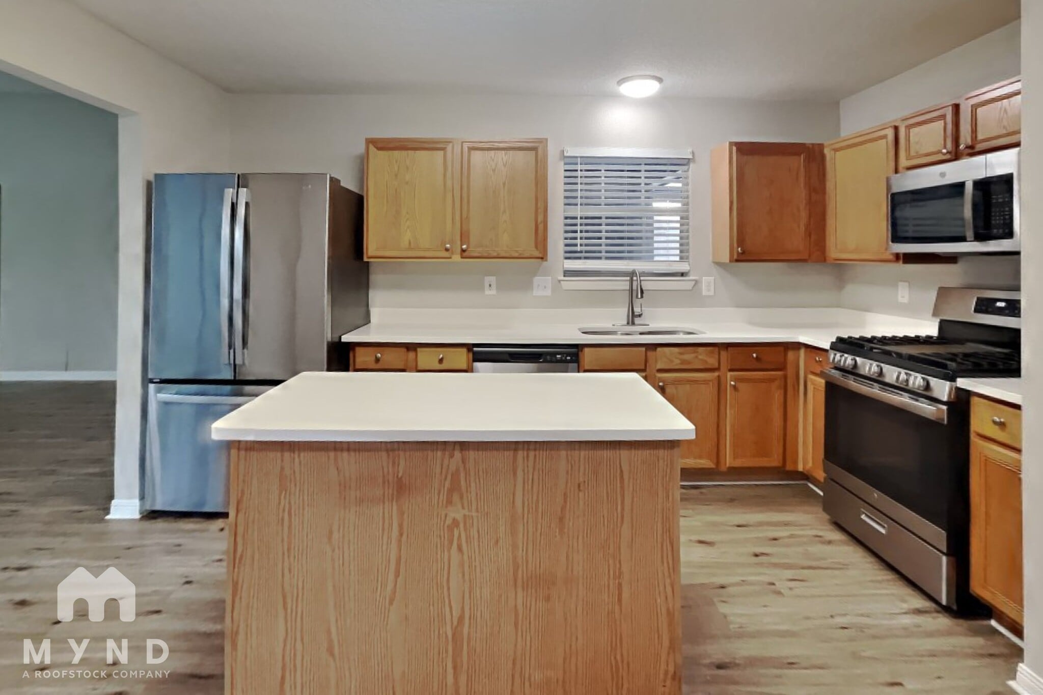 Building Photo - 598 Orangewood Dr