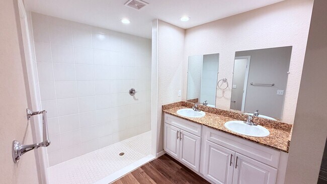 Building Photo - Lovely  3 Bedroom, 2 Bathroom Home in Ocala!!!