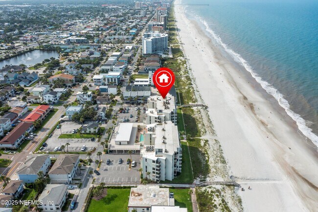 Building Photo - 2100 Ocean Dr S