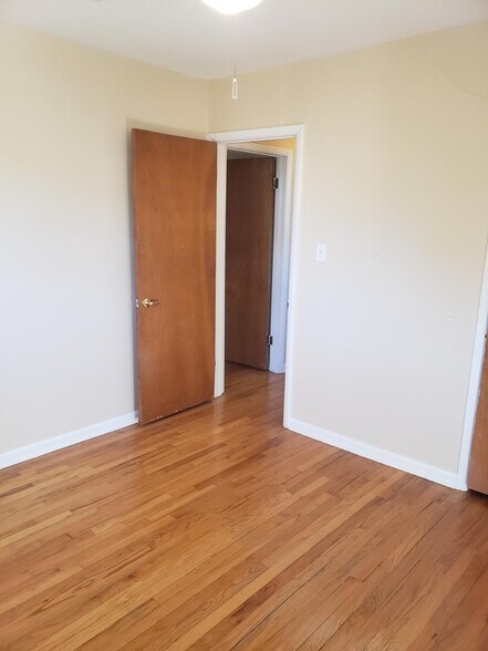 Building Photo - 1140 Steele St