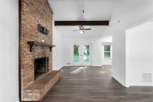 Building Photo - 1285 Coronada Dr