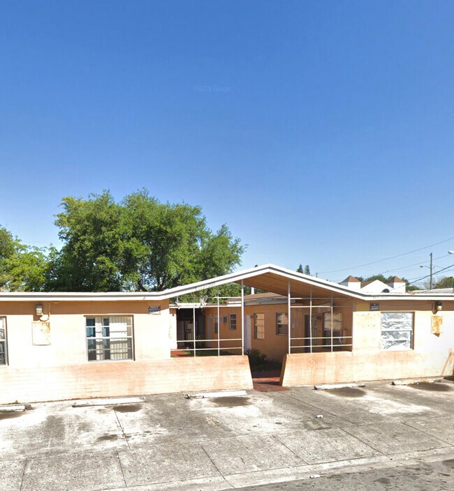 2015 Washington Ave 2015 Washington Ave Opa Locka FL 33054
