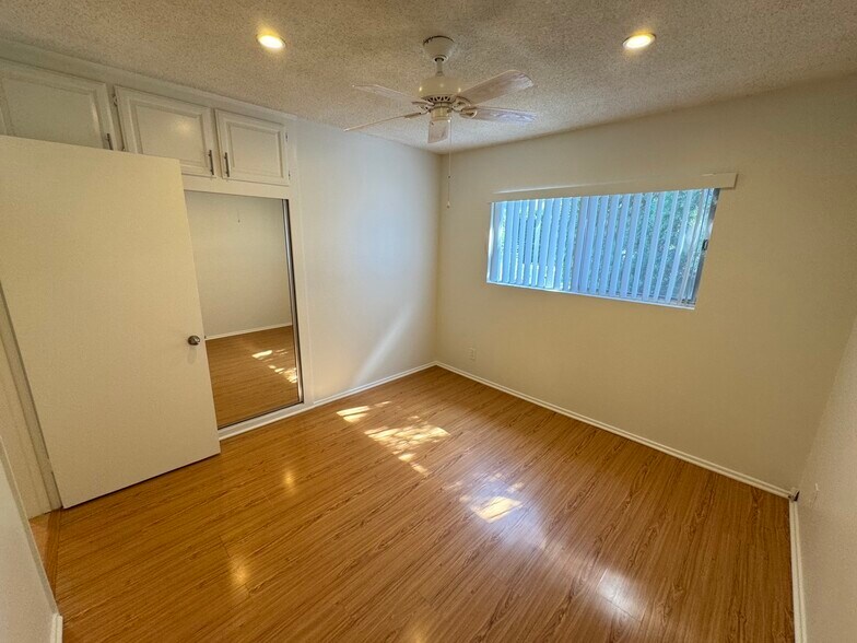 Building Photo - 1152 Ruberta Ave