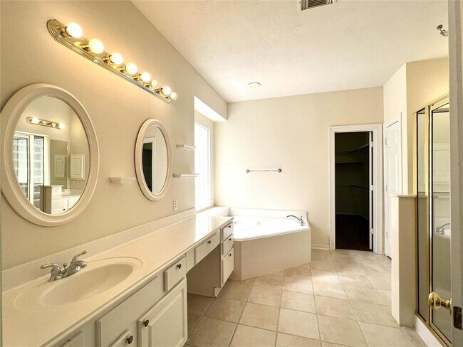 Building Photo - 23734 Indian Hills Way