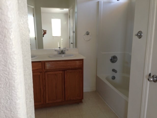 Building Photo - 2328 S Fallbrook Dr