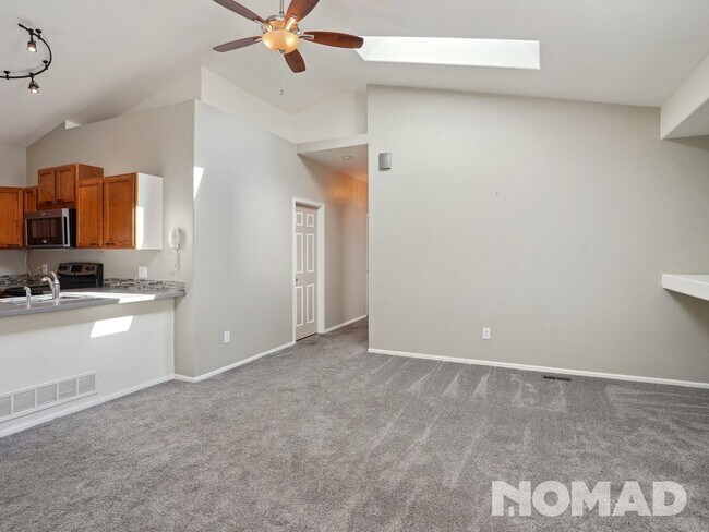 Building Photo - 1130 Samuel Point