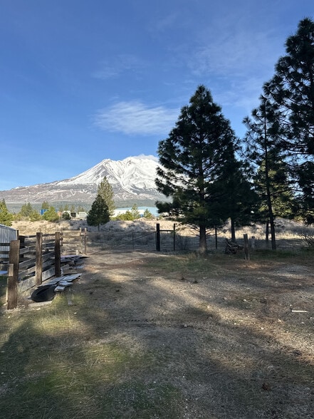 Building Photo - 1524 Alves Rd