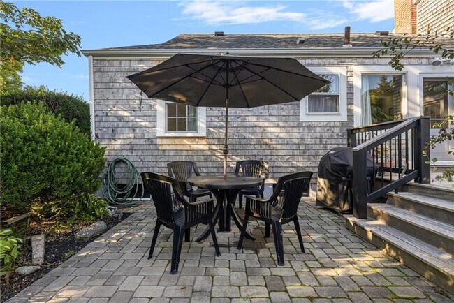 Building Photo - 9 White Terrace