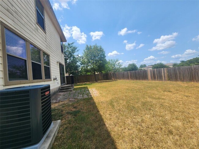 Building Photo - 9417 Edmundsbury Dr