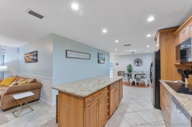 Building Photo - 1577 Thumb Point Dr