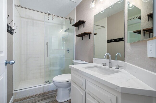 Building Photo - 46395 Ryway Pl