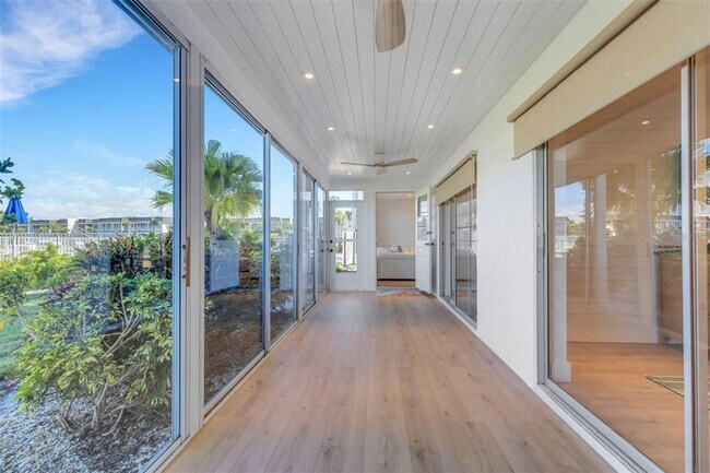 Building Photo - 4360 Chatham Dr